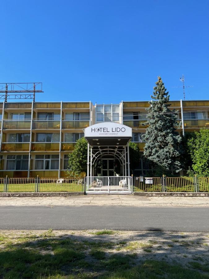 Retro Lido - Vonyarcvashegy Hotel Luaran gambar